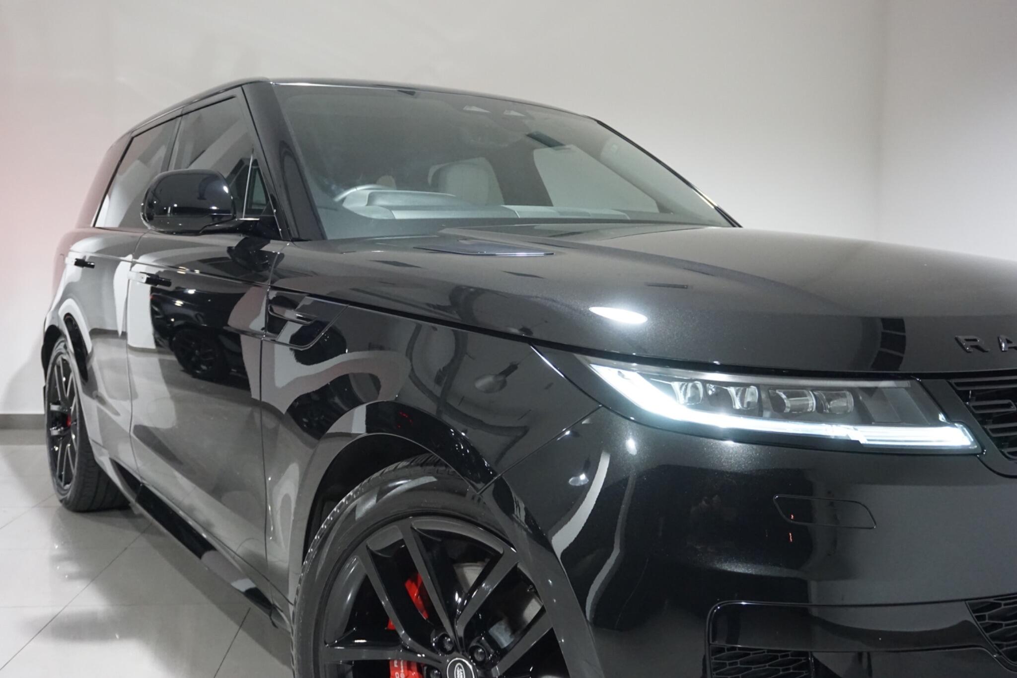 Land Rover Range Rover Sport 3.0 D300 MHEV Dynamic SE Auto 4WD Euro 6 (s/s) 5dr